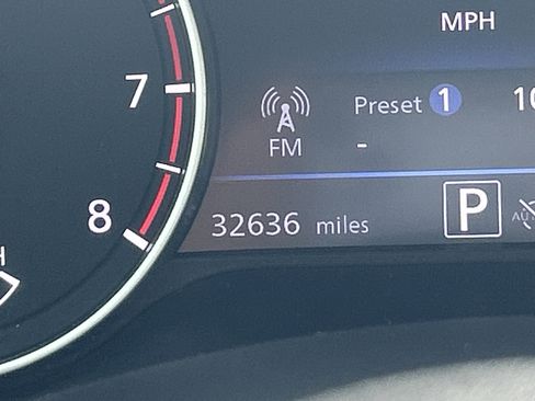 Used 2025 Nissan Sentra SV FWD image 21