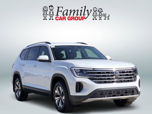 New 2026 Volkswagen Atlas SE FWD image 2