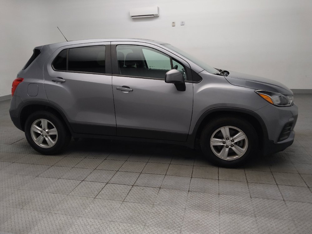 Used 2020 Chevrolet Trax LS w/ Tint and Cruise Package FWD image 11