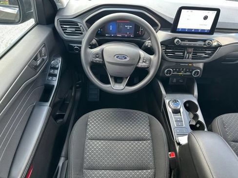 Used 2025 Ford Escape Active FWD image 11