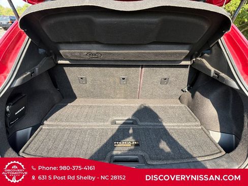Certified 2019 Nissan Rogue Sport SV w/ Technology Package FWD image 39