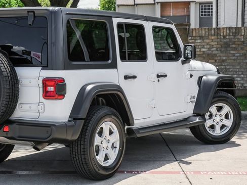 Used 2021 Jeep Wrangler Unlimited Sport AWD/4WD image 18