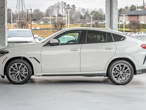 Used 2022 BMW X6 xDrive40i w/ M Sport Package image 53