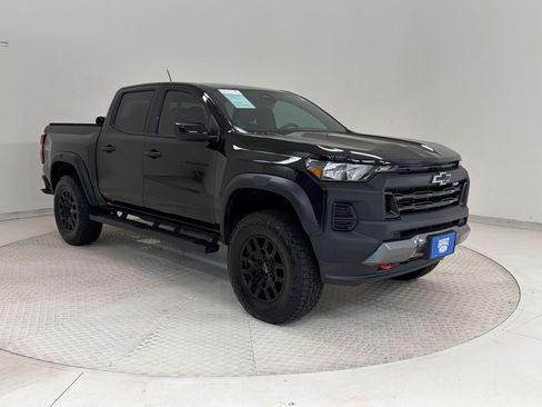 Used 2026 Chevrolet Colorado Trail Boss AWD/4WD image 7
