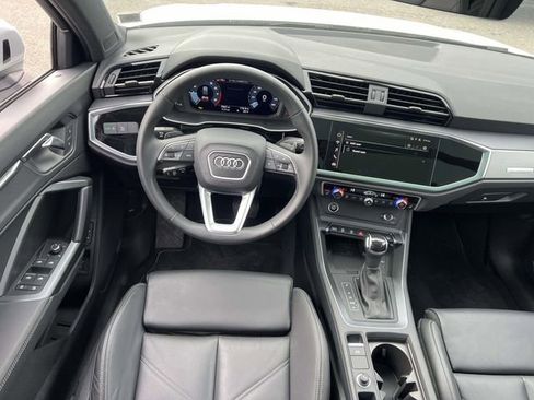 Certified 2025 Audi Q3 2.0T Premium w/ Convenience Package image 13