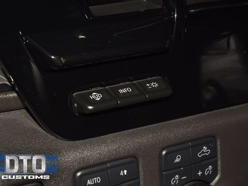 Used 2025 Chevrolet Silverado 1500 ZR2 w/ Technology Package AWD/4WD image 42