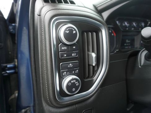 Used 2019 GMC Sierra 1500 SLE w/ SLE Value Package AWD/4WD image 16