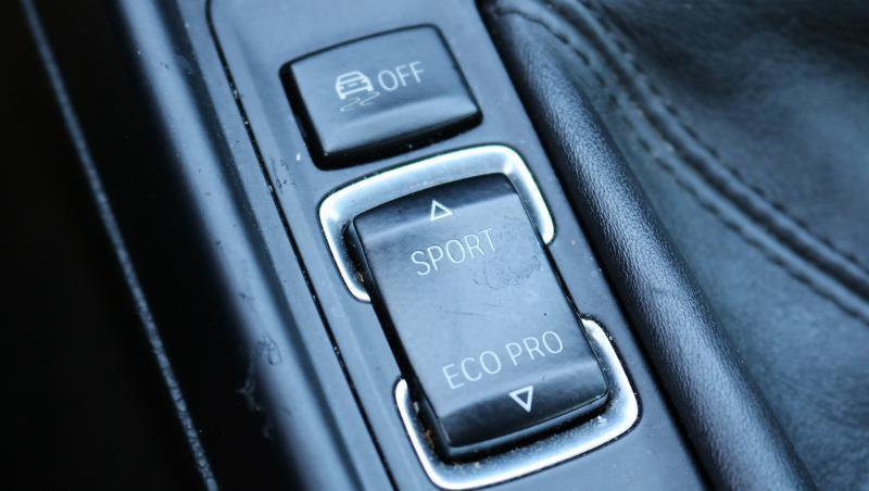 Used 2015 BMW M235i Convertible RWD image 17