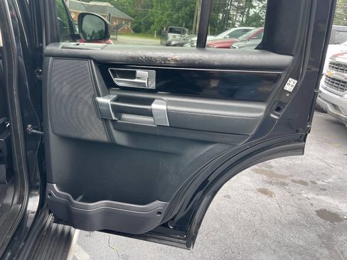 Used 2016 Land Rover LR4 HSE Silver Edition AWD/4WD image 23