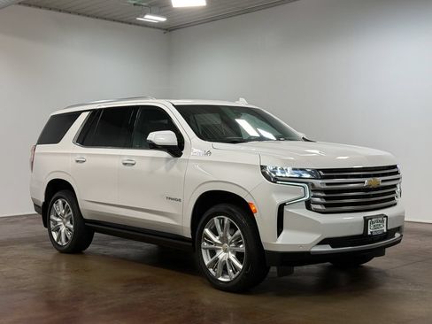 Used 2021 Chevrolet Tahoe High Country w/ Premium Package AWD/4WD image 21
