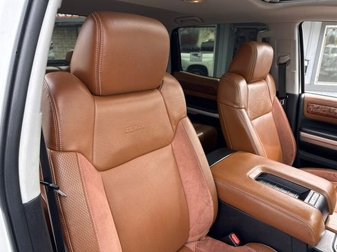 Used 2016 Toyota Tundra 1794 Edition image 32