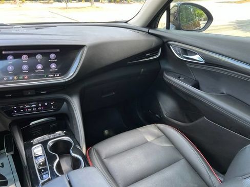 Used 2022 Buick Envision Essence w/ Technology Package II FWD image 29