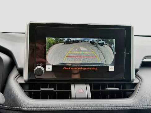 Used 2024 Toyota RAV4 AWD Hybrid image 30