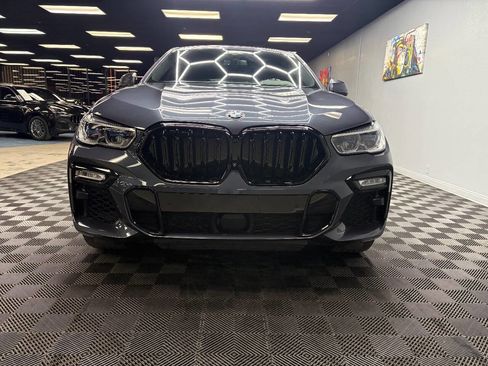 Used 2020 BMW X6 M50i image 3