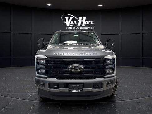 Used 2023 Ford F350 Lariat w/ Lariat Ultimate Package AWD/4WD image 2