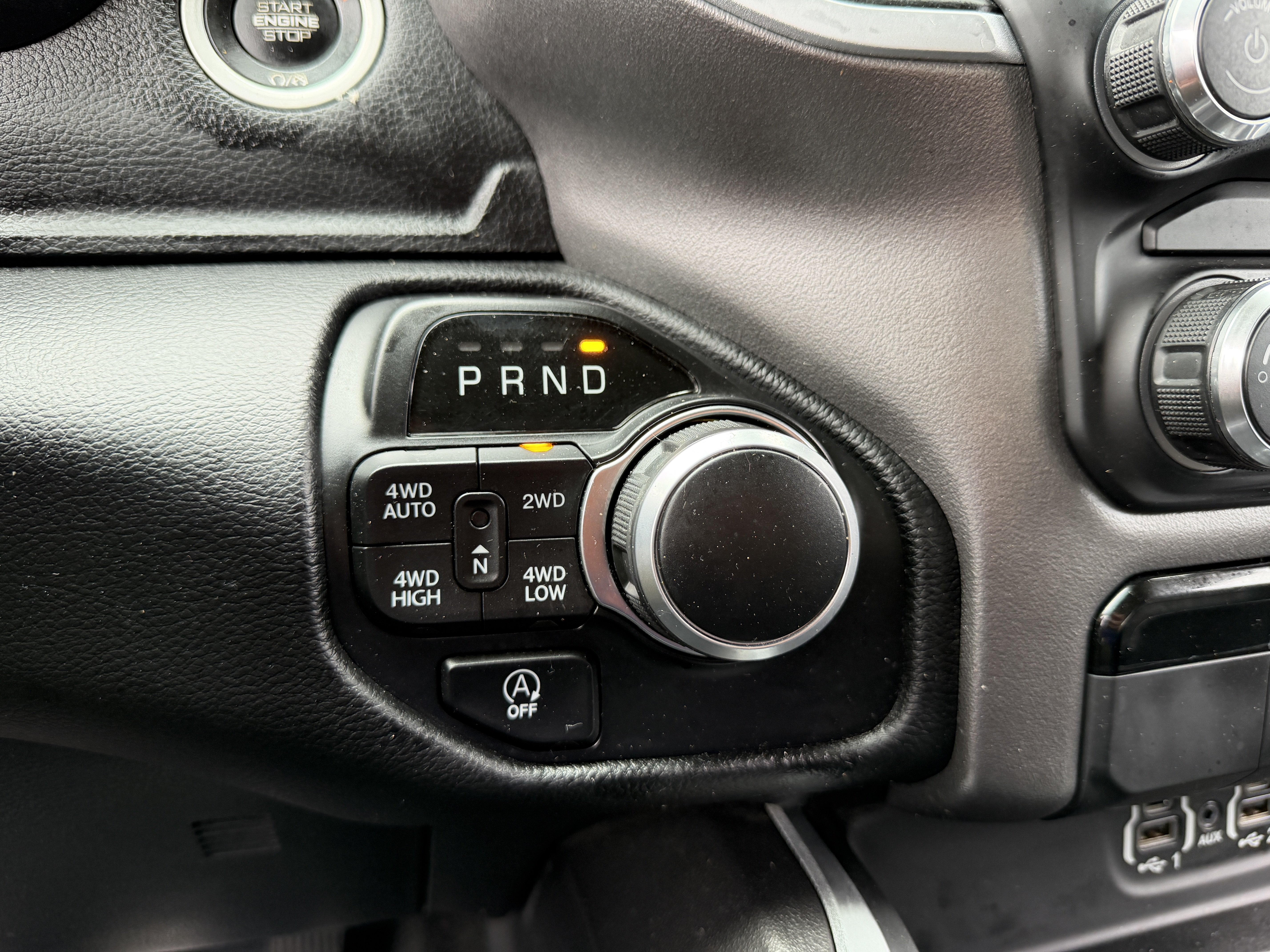 Used 2020 RAM 1500 Big Horn AWD/4WD image 17