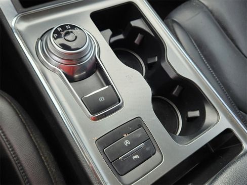 Used 2022 Ford Edge Titanium image 24