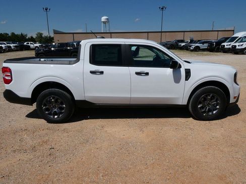 New 2026 Ford Maverick XLT w/ Equipment Group 301A AWD/4WD image 2
