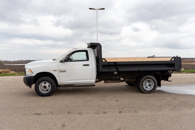 Used 2018 RAM 3500 Tradesman RWD image 4