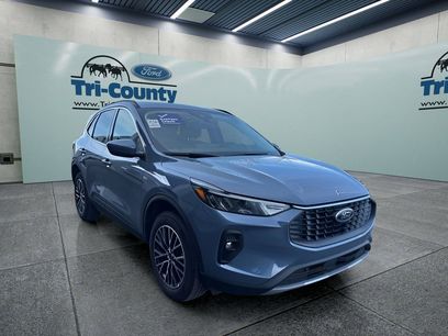 Used 2025 Ford Escape SE