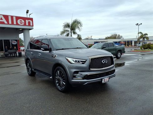 Used 2021 INFINITI QX80 Premium Select w/ Cargo Package image 7