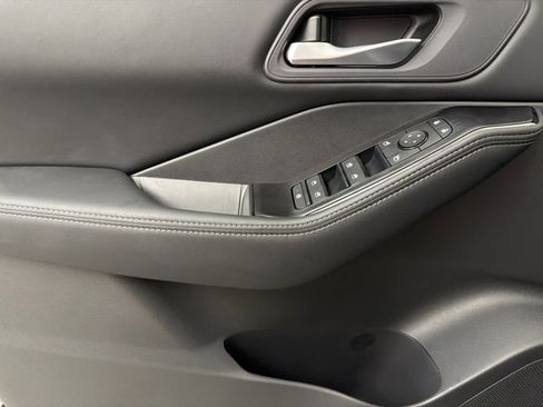 New 2026 Nissan Rogue SV AWD/4WD image 22