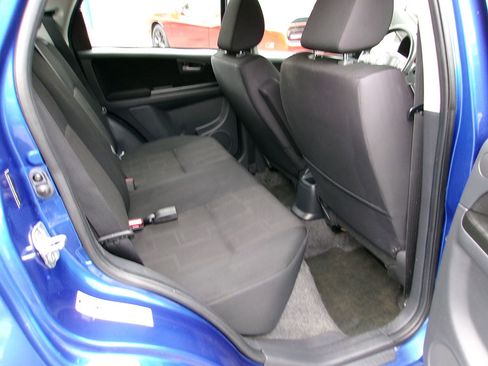 Used 2012 Suzuki SX4 AWD Hatchback image 10