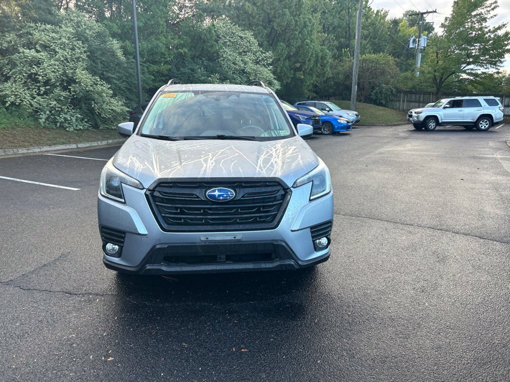 Certified 2023 Subaru Forester Premium AWD/4WD image 9