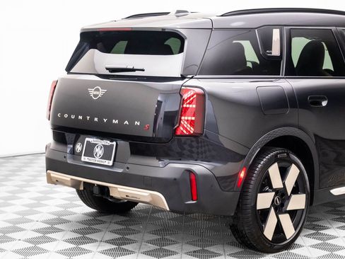 Used 2025 MINI Cooper Countryman S w/ Comfort Package Max image 34