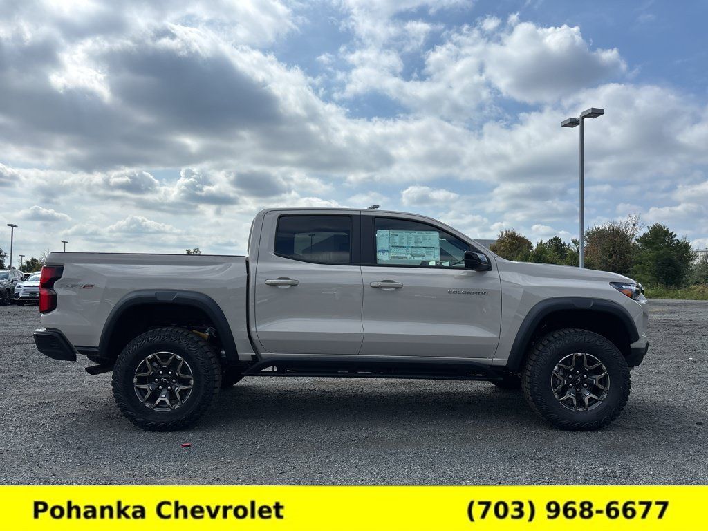 New 2026 Chevrolet Colorado ZR2 w/ Technology Package AWD/4WD image 8