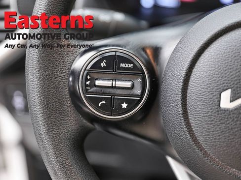 Used 2024 Kia Soul LX w/ Option Group 015 FWD image 15
