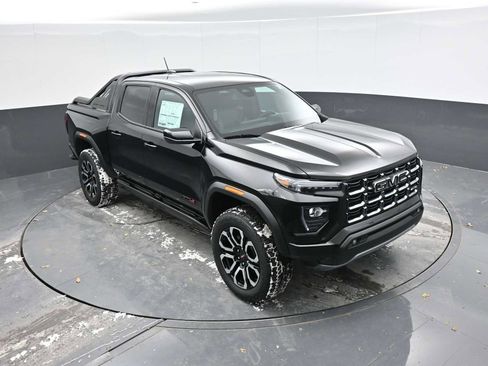 New 2026 GMC Canyon AT4 w/ Nightfall Edition image 31