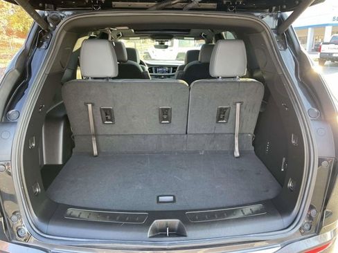 Certified 2023 Buick Enclave Premium w/ Experience Buick Package image 18