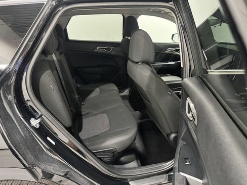 Used 2025 Kia Sportage LX AWD/4WD image 23
