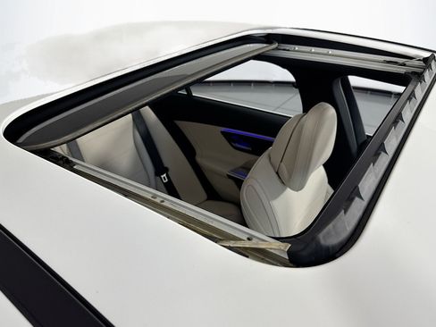 Certified 2024 Mercedes-Benz C 300 Sedan image 23