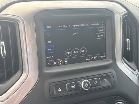 Used 2024 Chevrolet Silverado 1500 Custom AWD/4WD image 31