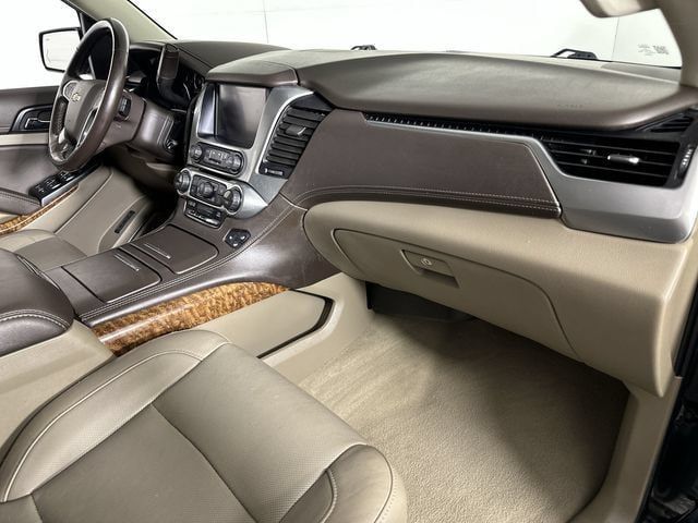 Used 2020 Chevrolet Tahoe Premier AWD/4WD image 30
