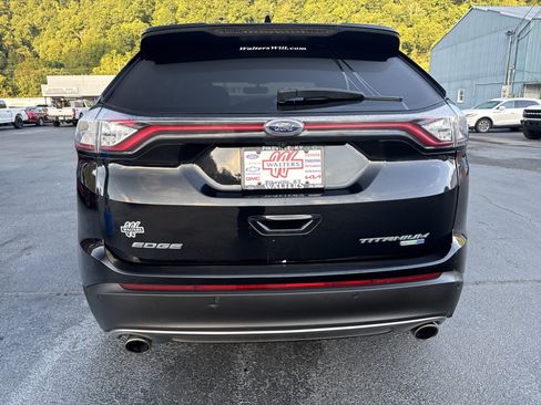 Used 2018 Ford Edge Titanium w/ Technology Package AWD/4WD image 6