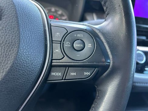 Used 2024 Toyota Corolla SE image 18