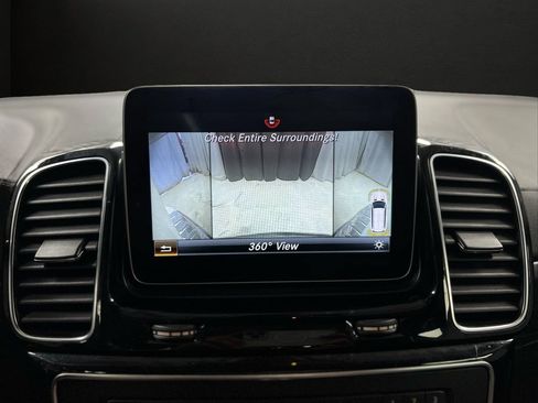 Used 2018 Mercedes-Benz GLS 550 4MATIC w/ Driver Assistance Package image 25