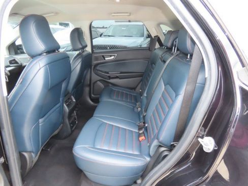 Used 2023 Ford Edge SEL w/ Sport Appearance Package AWD/4WD image 19