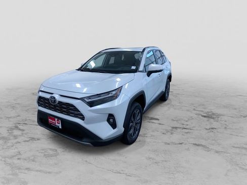 Used 2025 Toyota RAV4 Limited w/ Advanced Technology Package AWD/4WD image 6