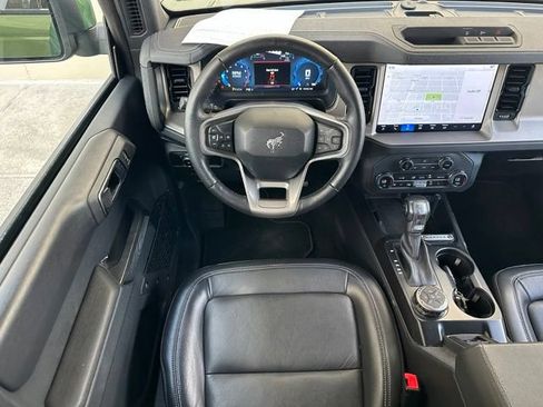 Certified 2025 Ford Bronco Outer Banks AWD/4WD image 12