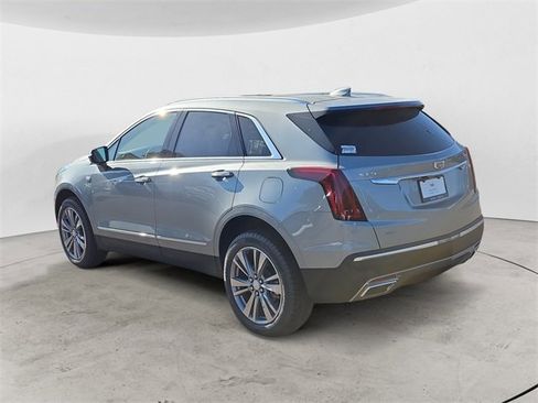 New 2025 Cadillac XT5 Premium Luxury image 3