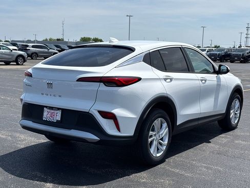New 2026 Buick Envista Preferred FWD image 10