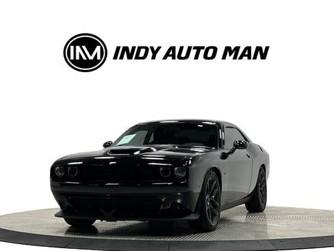 Used 2019 Dodge Challenger R/T w/ Plus Package image 10