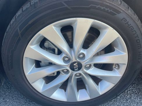 Used 2016 Kia Optima EX w/ Premium Package FWD image 25