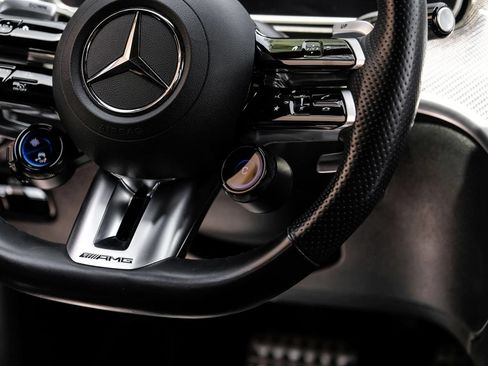 Used 2024 Mercedes-Benz C 63 AMG S image 22