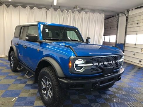 Certified 2024 Ford Bronco Badlands image 5