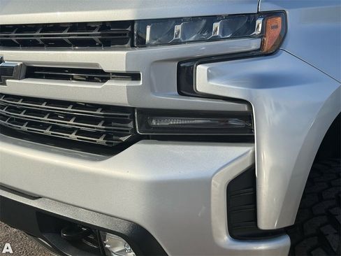 Used 2020 Chevrolet Silverado 1500 RST w/ RST Value Package image 8